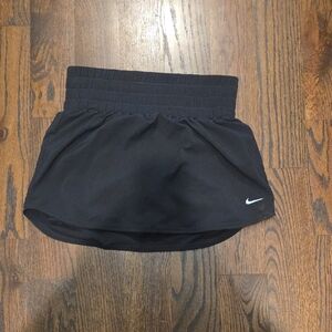Nike Black Skirt with White Logo Size Medium Worn 1 Time!
